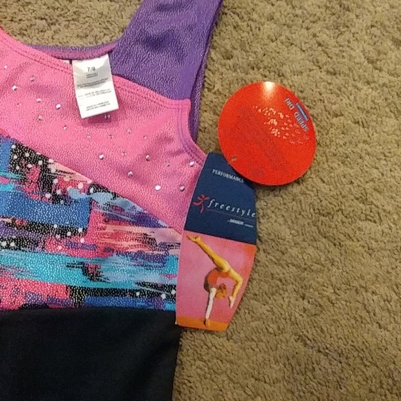 Freestlye Danskin jumper - Picture 2 of 3